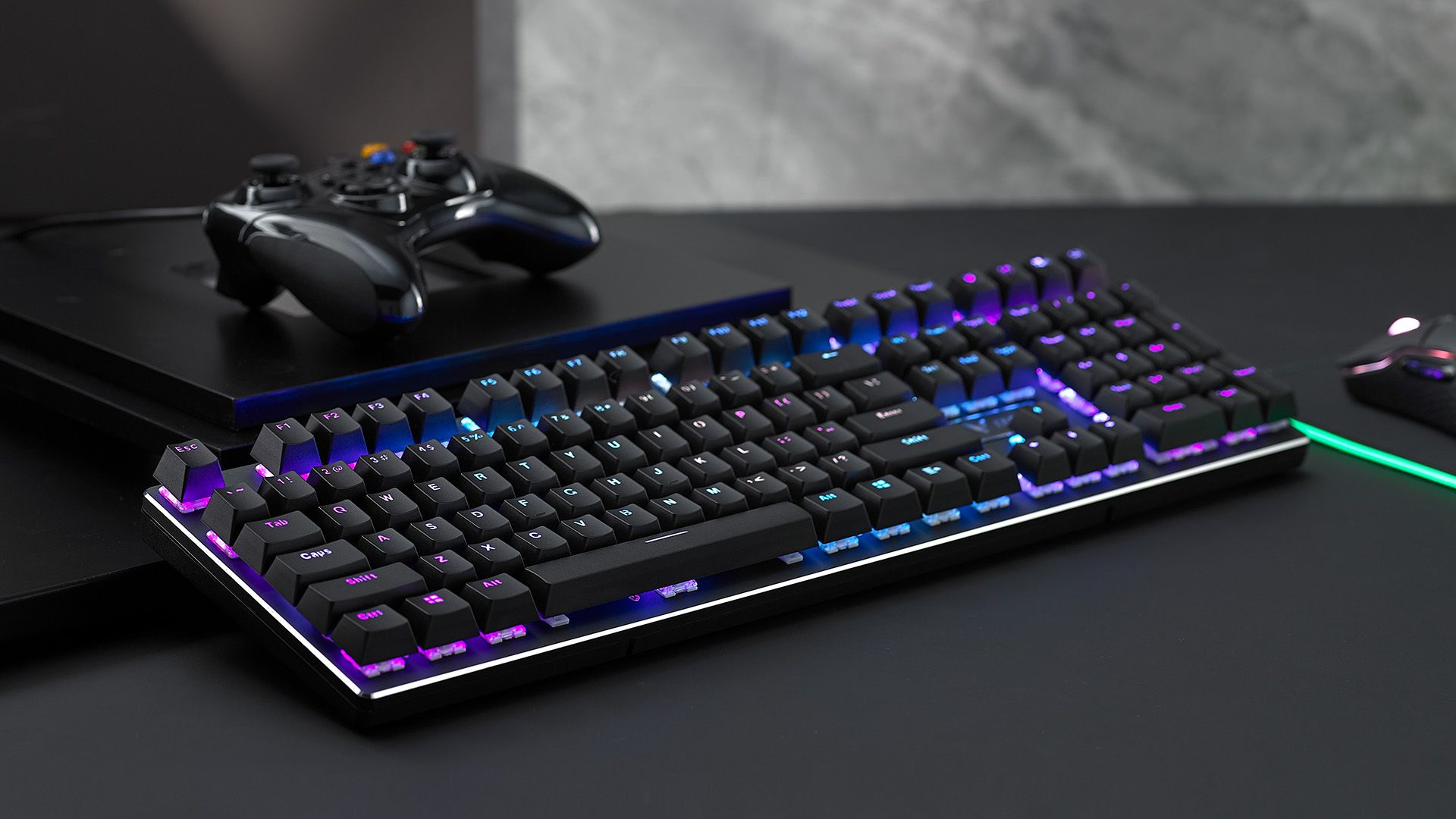کیبورد گیمینگ سیمی رپو مدل RAPOO V700RGB